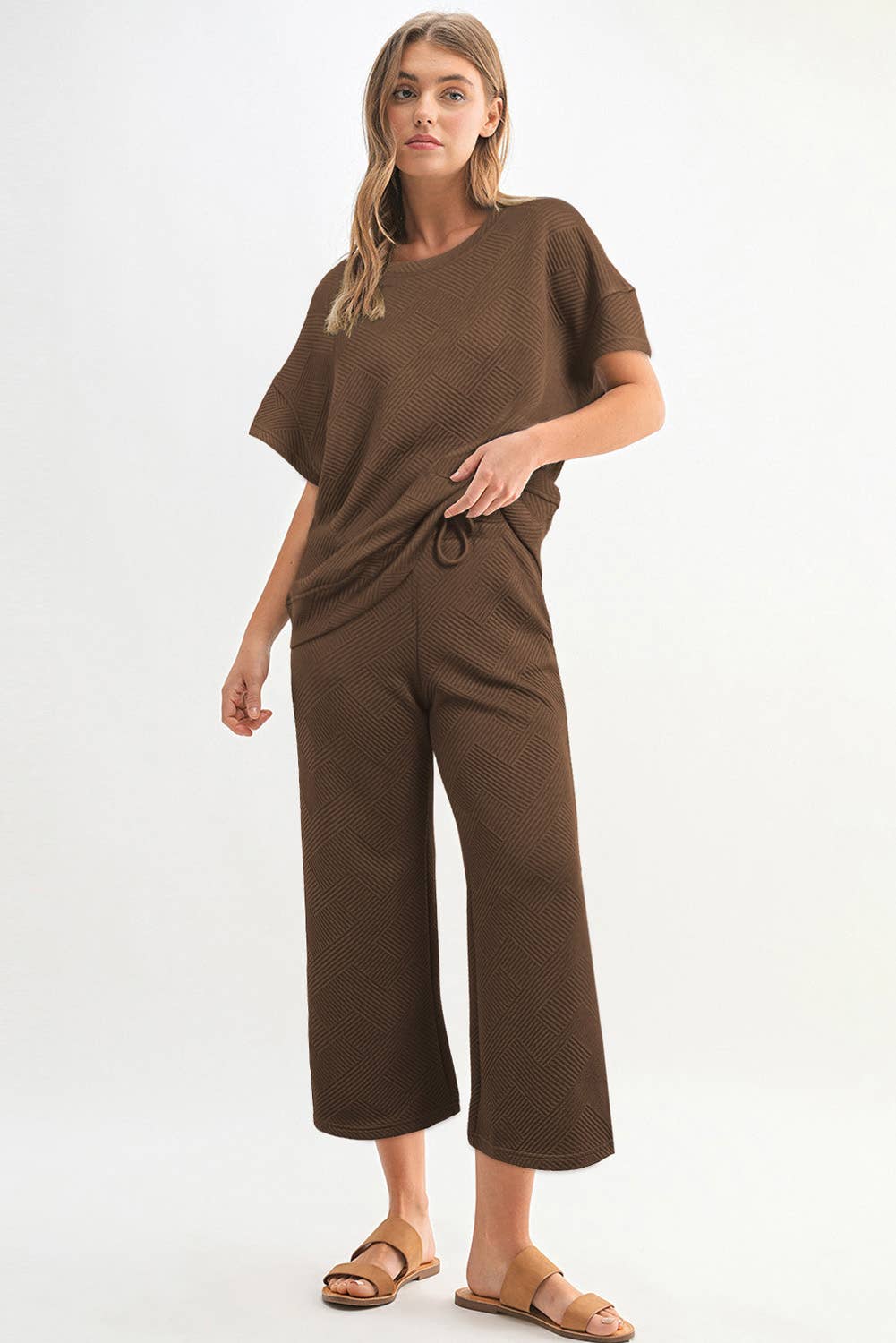 Aapparella - Women Multi-colored Textured T Shirt and Pants Set | S-2XL