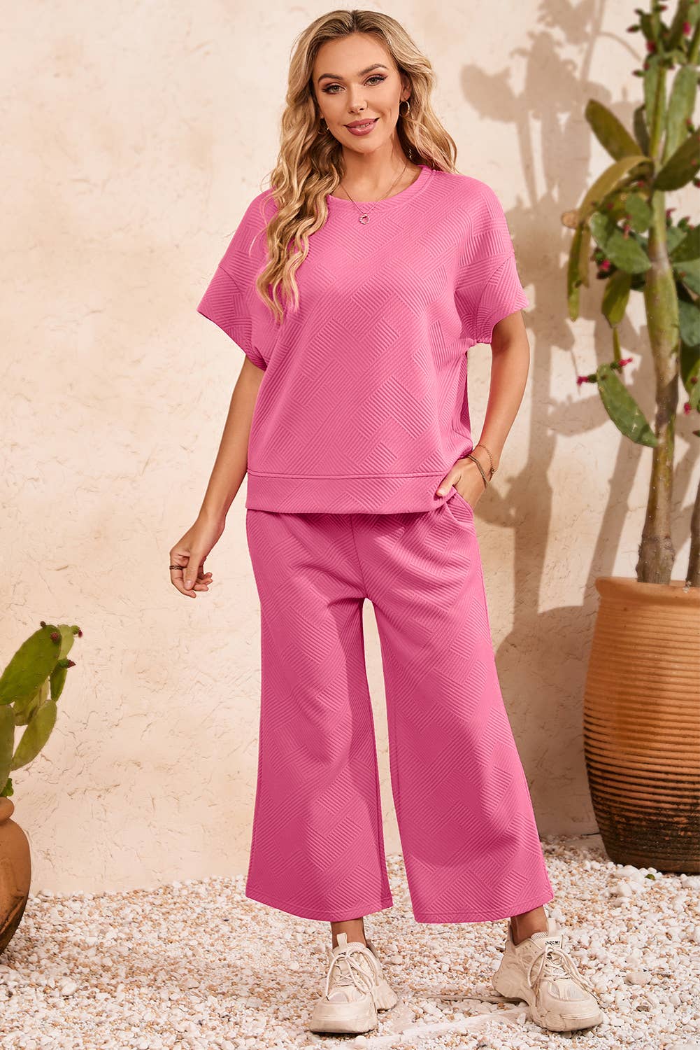 Aapparella - Women Multi-colored Textured T Shirt and Pants Set | S-2XL