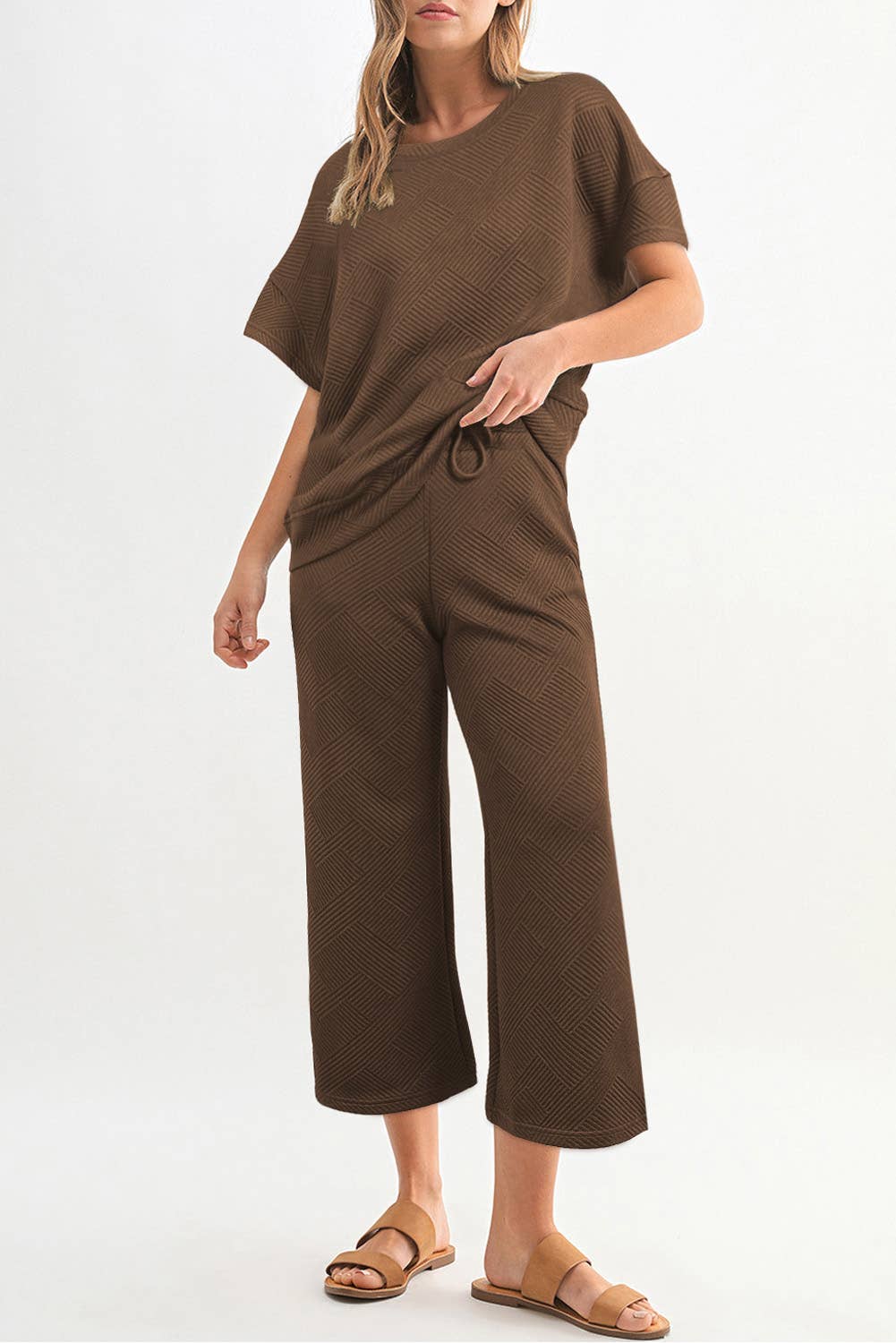 Aapparella - Women Multi-colored Textured T Shirt and Pants Set | S-2XL